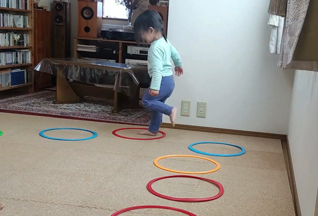 安佐南区伴南・石内北(こころ)森山美紀ピアノ音楽教室♪リトミック